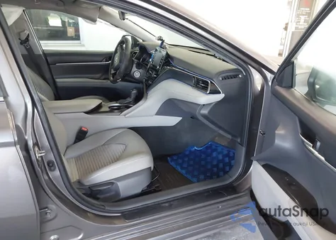 2021 Toyota Camry Se z USA, uszkodzony, nr VIN 4T1G11AK2MU408043